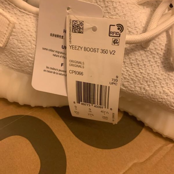 Adidas yeezy 350 v2 triple white main image 11